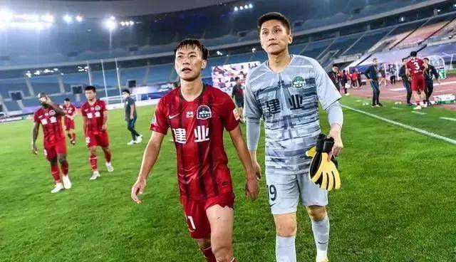 河南建业足球队宣布引进国外教练